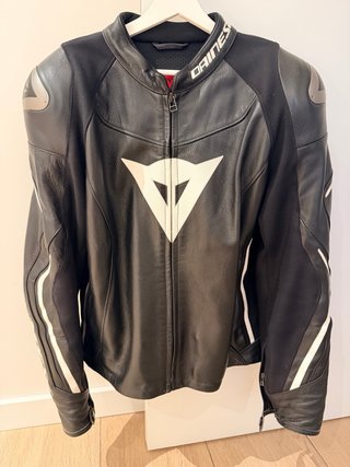 Chaqueta de Cuero Dainese AVRO 4 Talla 52