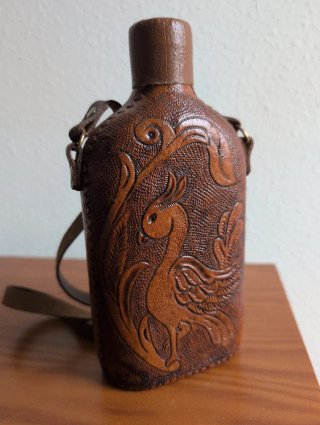 Cantimplora Vintage de Piel con Grabado