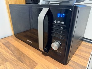 Microondas Samsung Ceramic Inside Negro