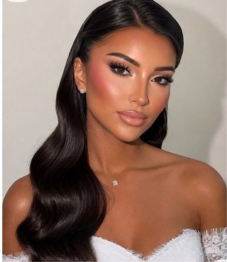 Servicio de Peinado y Maquillaje Profesional