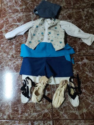 Traje Fallero Infantil, para niños de unos 6años