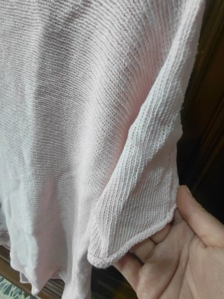 Camiseta de punto rosa