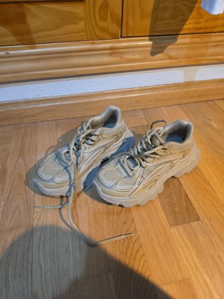 Zapatillas Bershka Beige