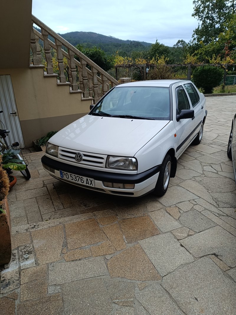 Volkswagen VENTO 1995