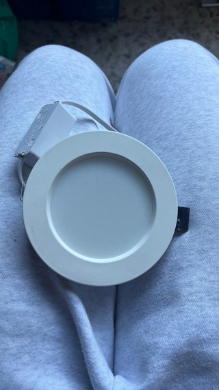 Foco LED Empotrable de Bajo Consumo.