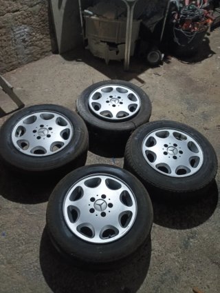 Llantas Mercedes