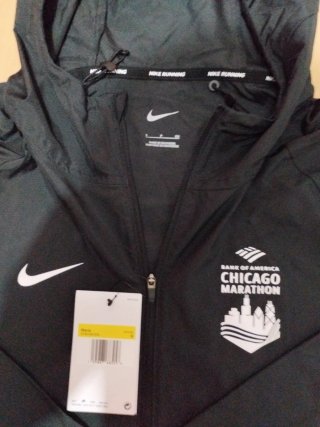 Cortavientos Nike Running Chicago Talla S nuevo