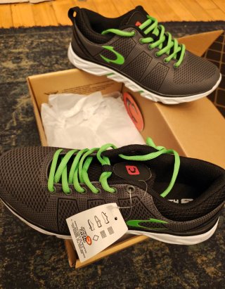 Zapatillas John Smith Gris y Verde T. 39