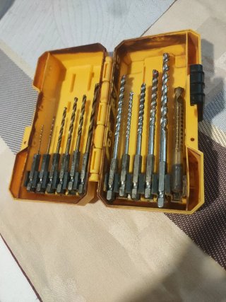 Juego de 13 Brocas en Estuche