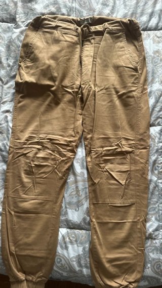 Pantalón Jogger Bershka Camel Talla 38