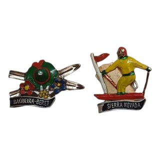 Lote 2 Insignias Vintage Esquí S.Nevada y Baqueira