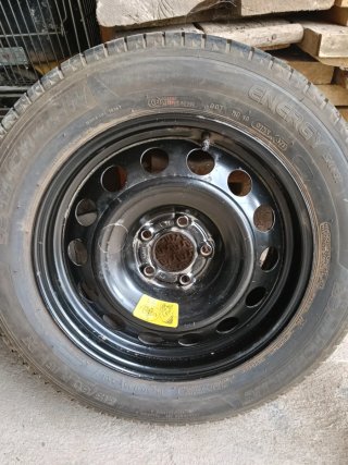 Neumático Michelin Energy Saver 215/60 R16 SIN USO