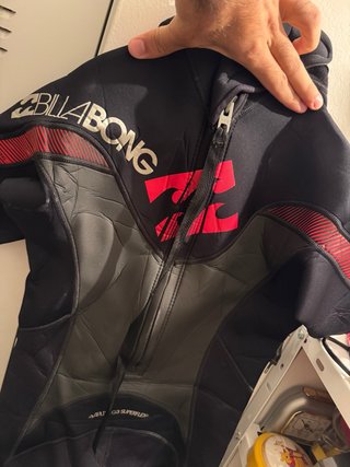 Neopreno corto Billabong