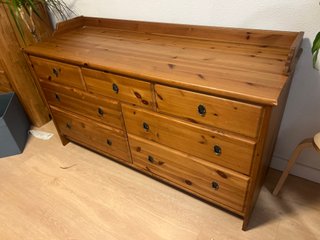 Cómoda IKEA LEKSVIK 7 cajones