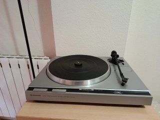Tocadiscos Kenwood Plateado