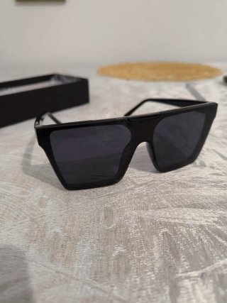 Gafas de sol Gucci negras