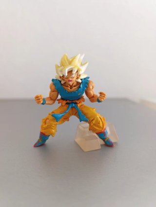 Figura Gashapon Goku Super Saiyan