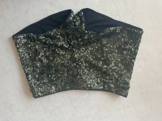 Pantalón corto de lentejuelas verde oliva