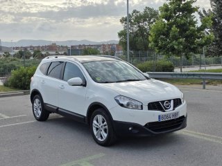 Nissan Qashqai+2 2010