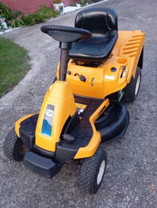 Tractor Cortacésped Cub Cadet