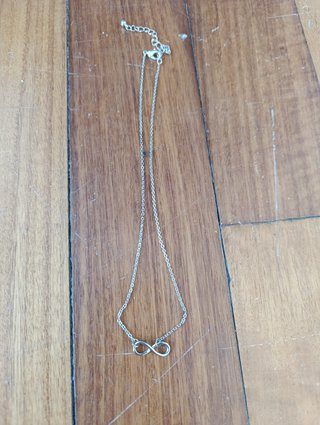 Collar símbolo de infinito plateado Shein - nuevo