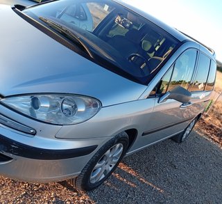 Peugeot 807 2004