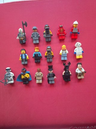 Set de 16 Minifiguras LEGO