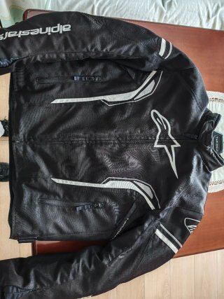 Chaqueta de moto Alpinestars negra