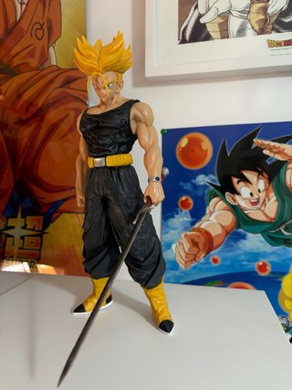 Figura Trunks del Futuro (Dragon Ball)