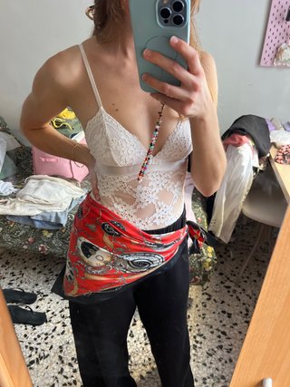 Pañuelo Estampado Rojo y Negro