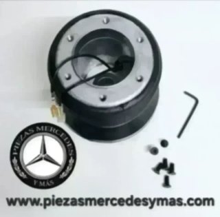 Piña Mercedes volante dirección