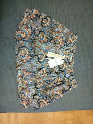 Falda corta estampada Stradivarius Talla L