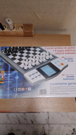 Ajedrez Electrónico Aquamarine Games
