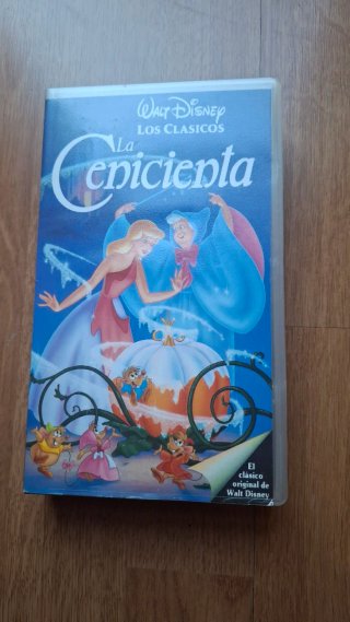 VHS La Cenicienta - Walt Disney