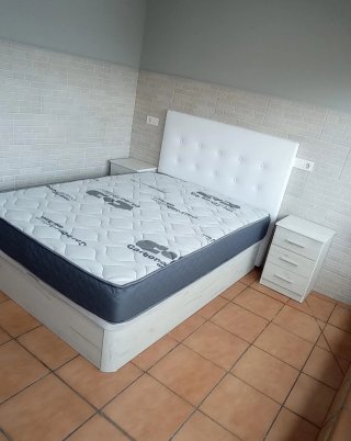 Canapé y Colchón Nuevos