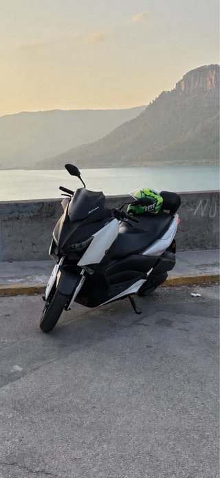 Yamaha Xmax 300 (2017)
