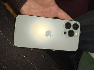 iPhone 13 Pro Dorado