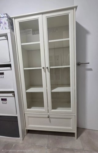 Vitrina Smadal de Ikea Blanca