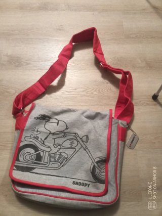 Bolso Bandolera Snoopy Gris y Rojo