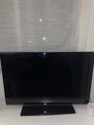 TV Samsung LE37B530