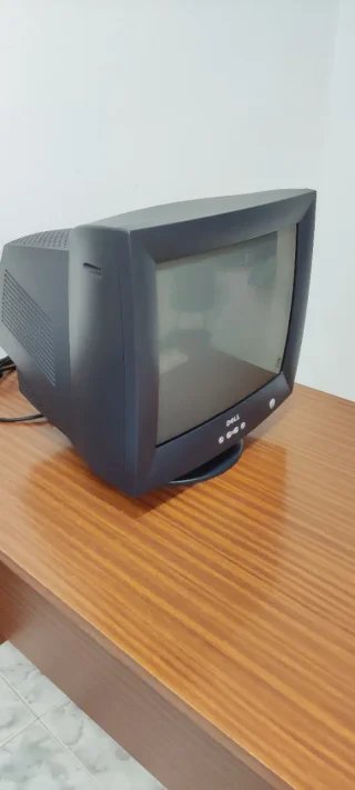 Monitor CRT 17 Dell E773c