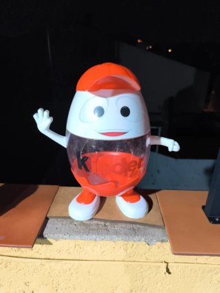 Muñeco Kinder Sorpresa