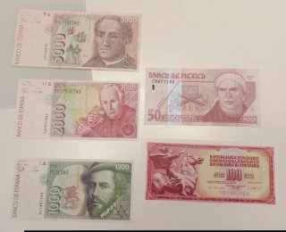 Lote de 5 Billetes Internacionales