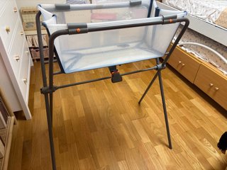 Bañera Stokke con Patas y Cuña