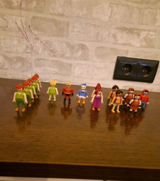 Lote de 13 figuras Playmobil