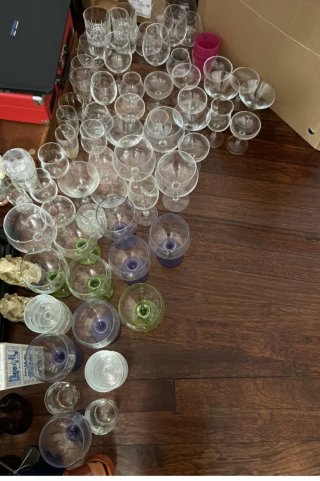 Lote de vasos y copas variadas
