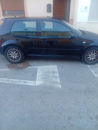 Volkswagen Golf 2001