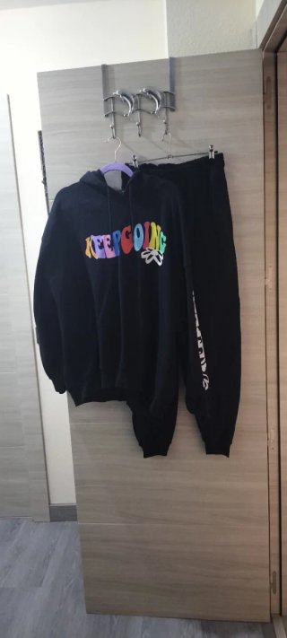 Chándal Negro con Estampado