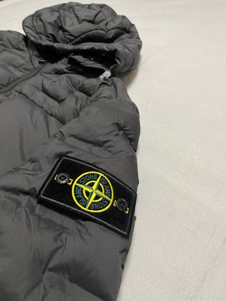 Plumífero Stone Island Negro con Capucha