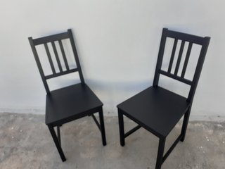 Lote pareja sillas madera comedor negro Ikea